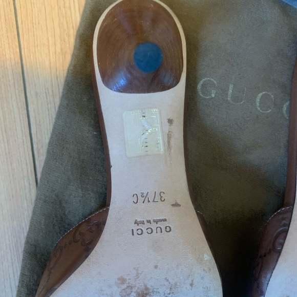 Gucci sandal us7.5 - Picture 4 of 5